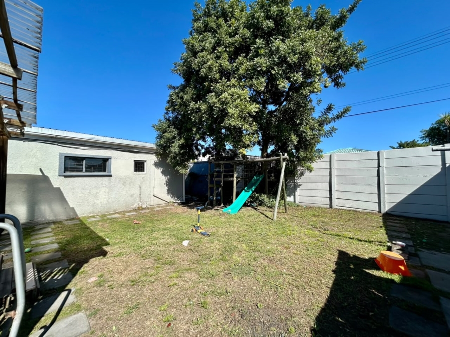 3 Bedroom Property for Sale in Ruyterwacht Western Cape